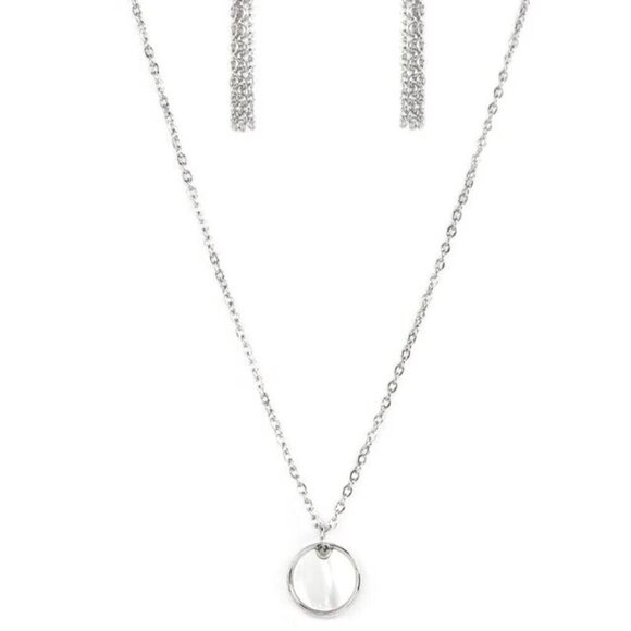 paparazzi Jewelry - New Age Nautical White Necklace